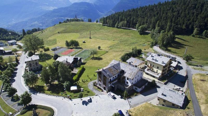 Hotel Saint Nicolas Gran Paradiso Exterior photo