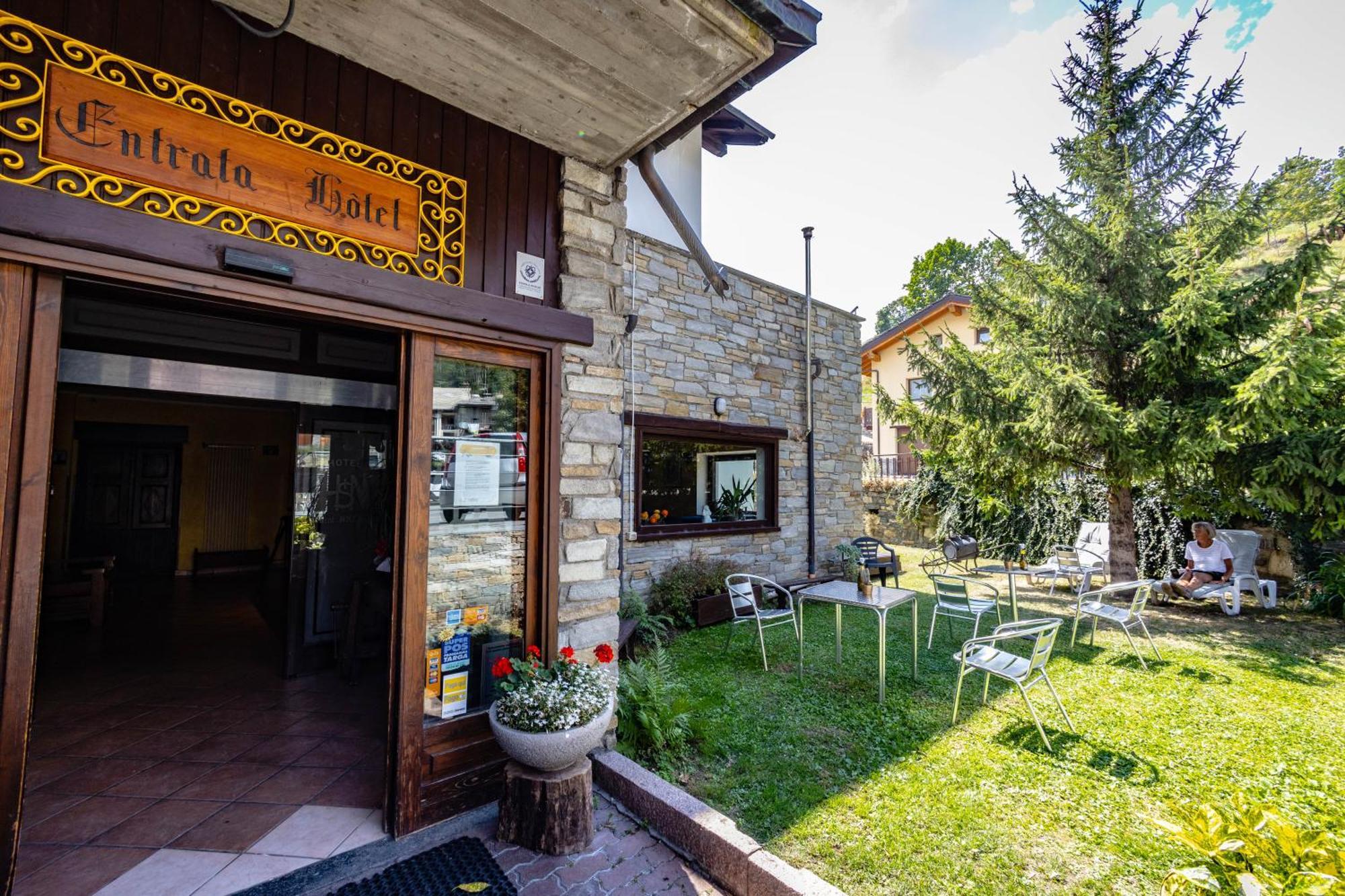 Hotel Saint Nicolas Gran Paradiso Exterior photo