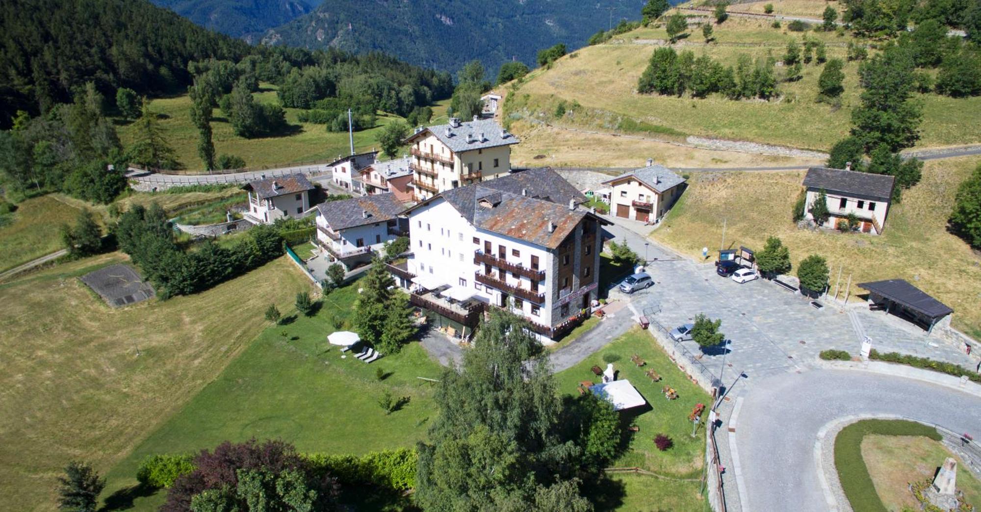 Hotel Saint Nicolas Gran Paradiso Exterior photo